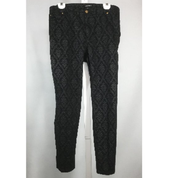 Black Skinny Jeans (nearly new) - Picture 2 of 3